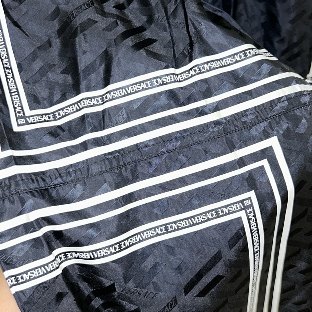Authentic Versace Men's La Greca Trackpants - Picture 10 of 10